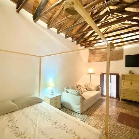Habitación en casa particular Casa Escondida - Casa De Huéspedes