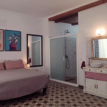 Habitación en casa particular Casa Escondida - Casa De Huéspedes *