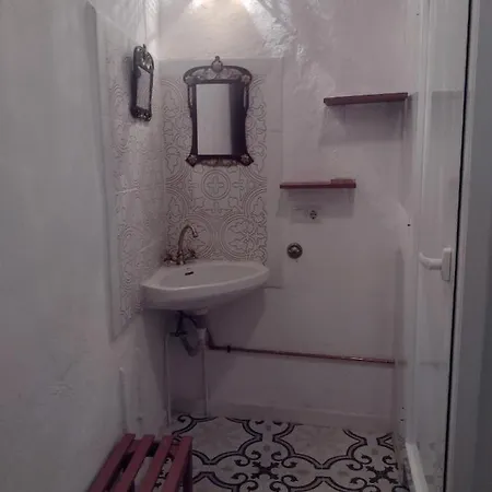 Casa Escondida - Casa De Huéspedes Habitación en casa particular
